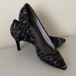 Life Stride Black and White Tweed Heels 9M